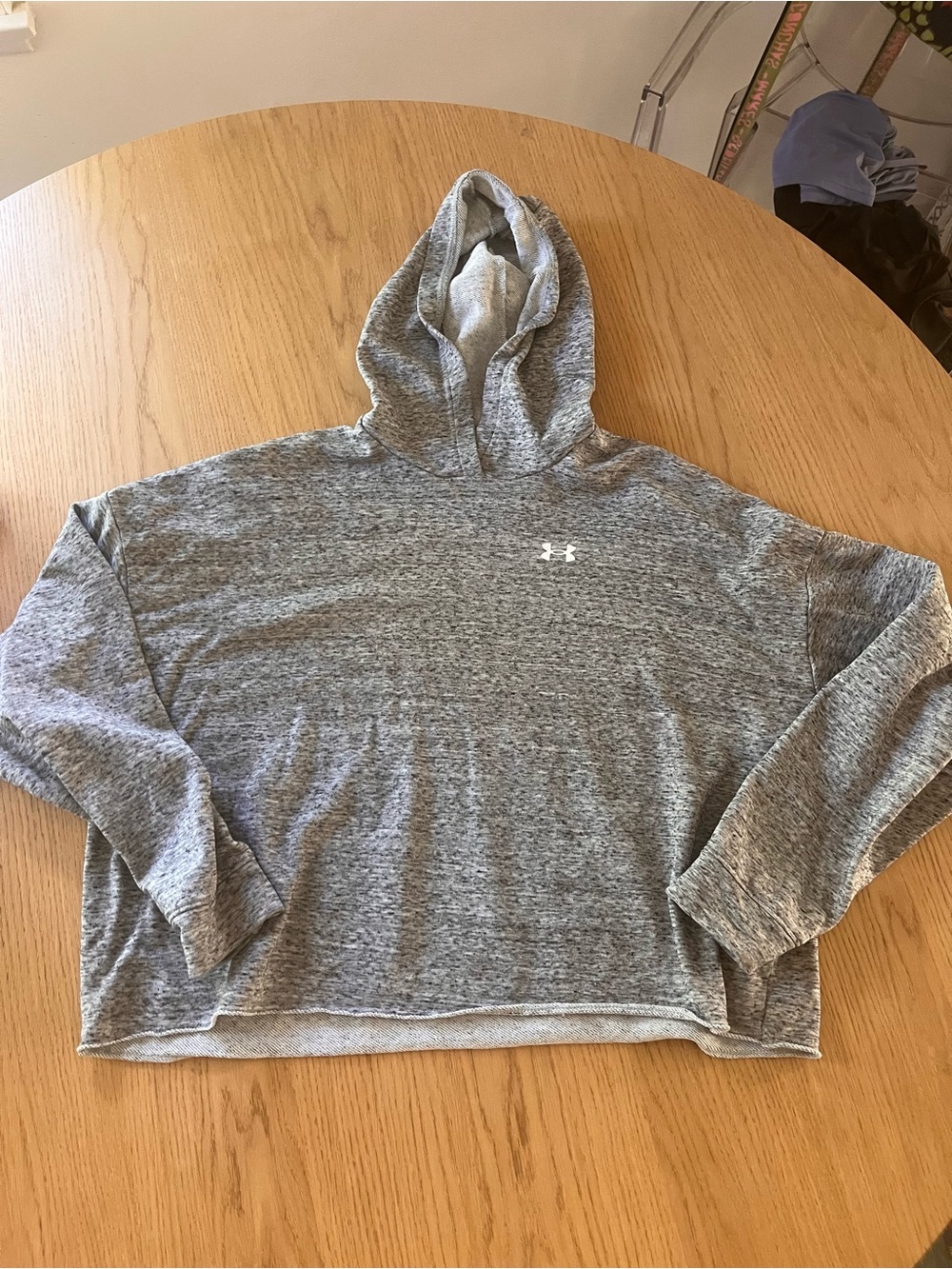 Under Armour Light Gray Cropped Sporty Hooded Sweatshirt